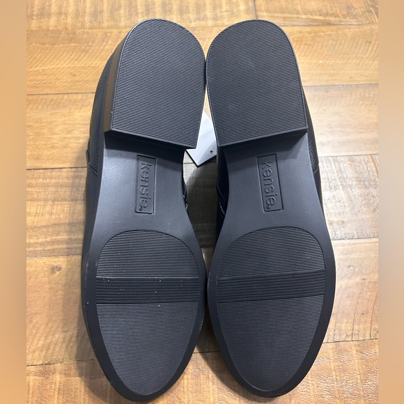 Kensie Sammy Black Ankle Boot - Picture 10 of 11